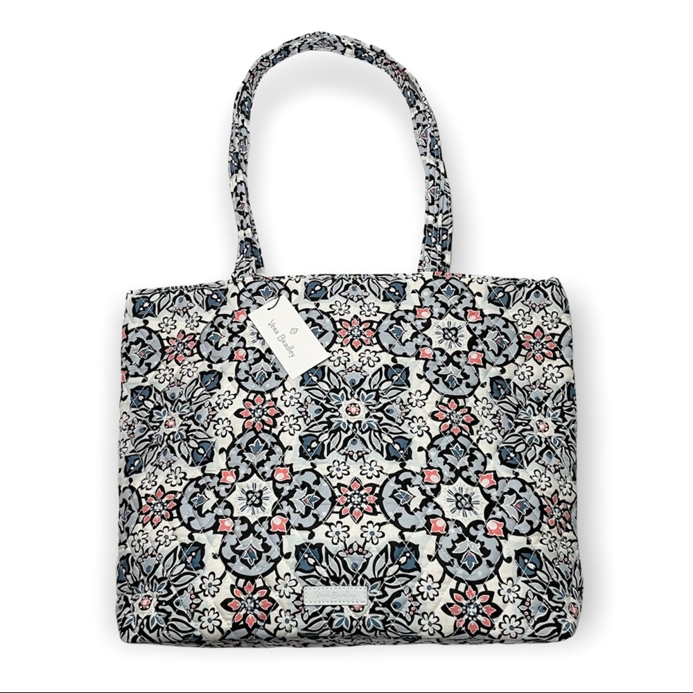 Vera Bradley Essential Tote in Lisbon Medallion Lightweight